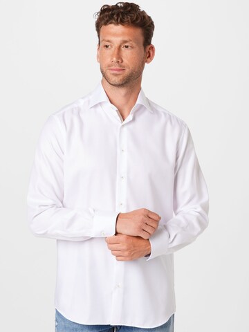 Coupe slim Chemise business ETERNA en blanc : devant