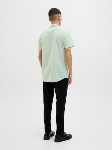 Slim fit Camicia 'JJEBreeze' di JACK & JONES in verde