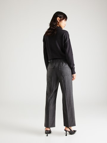 Weekend Max Mara Regular Trousers with creases 'CAMBRA' in Grey