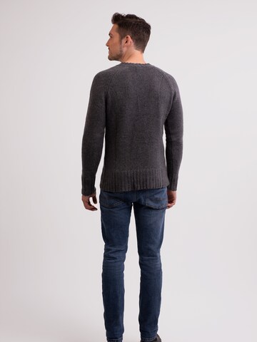 Pullover di CASH-MERE.CH in grigio