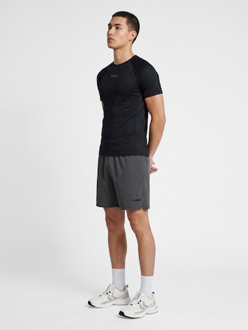 Regular Pantalon de sport Hummel en gris