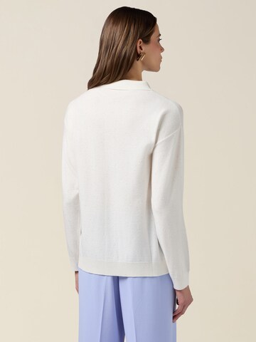 Pullover di oltre in bianco