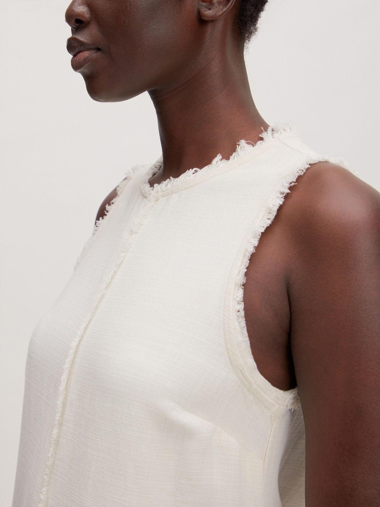 EDITED Produkte Kleid 'Uda' offwhite