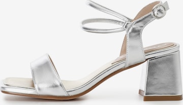 Sandales à lanières CAFè NOIR en argent : devant