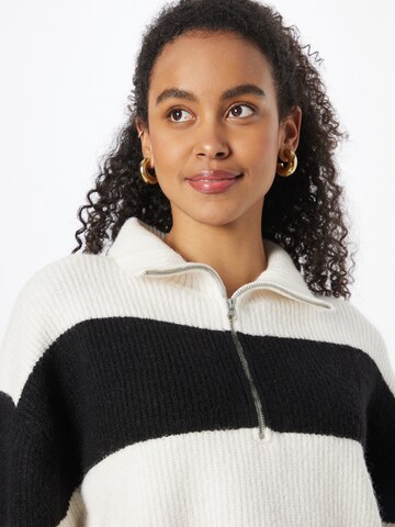 WEEKDAY Pullover 'Stay' in Weiß