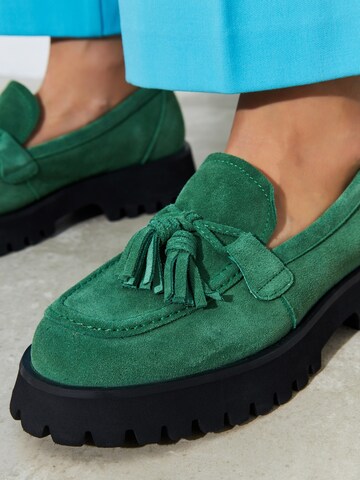 CESARE GASPARI Moccasins in Green