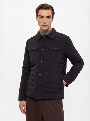 Antioch Between-season jacket in Black