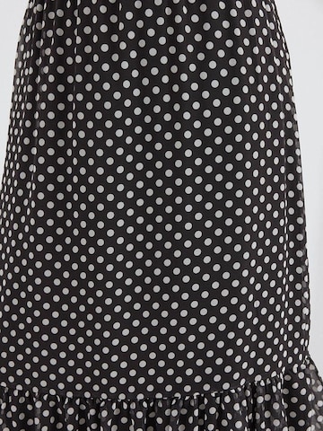 Bigdart Skirt in Black