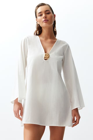TrendyolHaljina - bijela boja: prednji dio