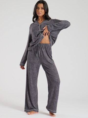 Loungeable Pyjama 'Marl' in Grau