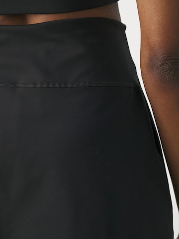 Jupe ' The ' Girlfriend Collective en noir