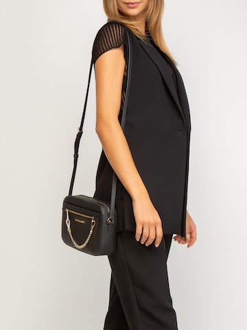 Borsa a mano 'Jet Set Travel Large East-West Zip Chain Crossbody Bag' di Michael Kors in nero