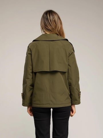 Tantra Between-Season Jacket in Green