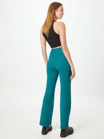 évasé Pantalon 'Harriet' Gina Tricot en vert