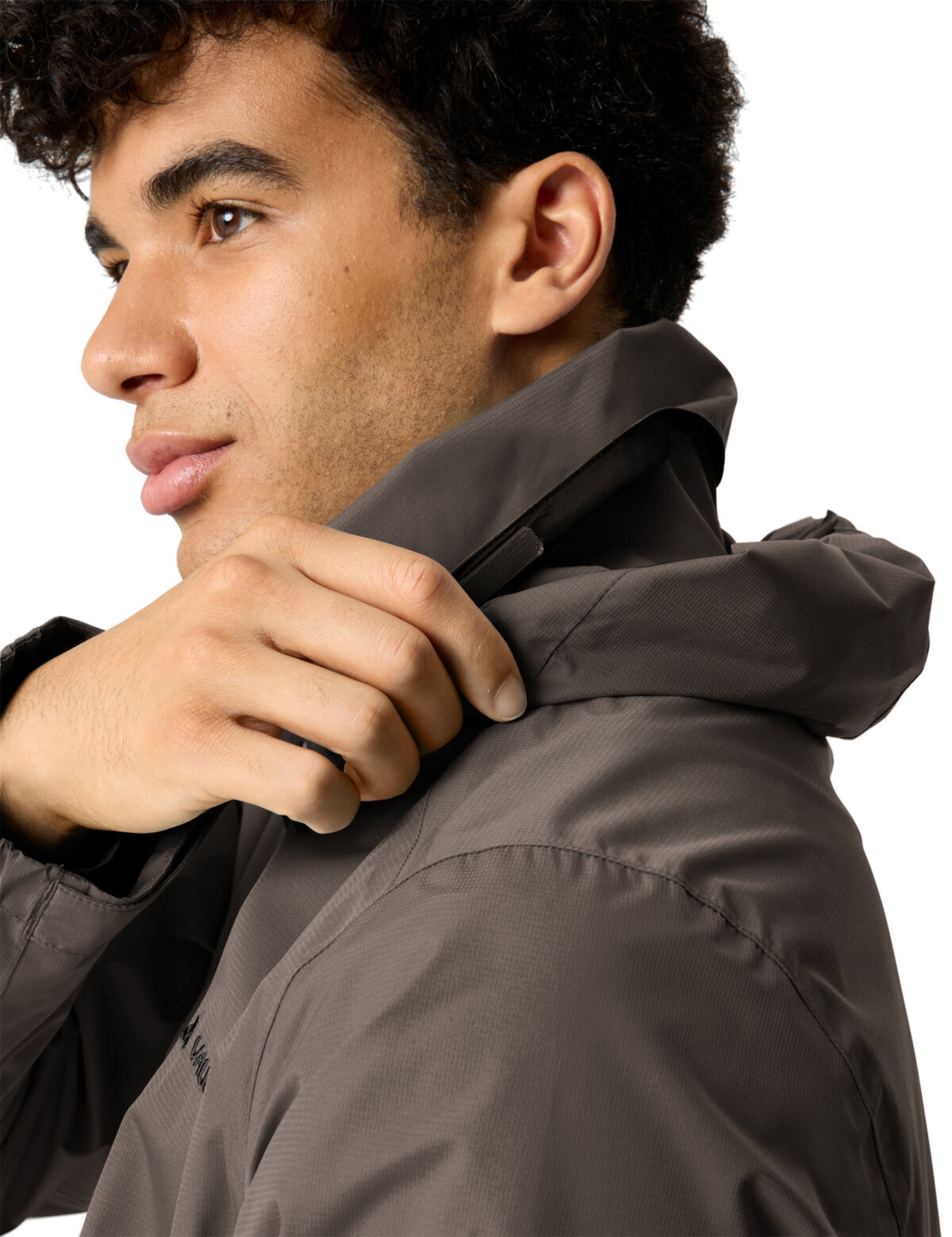 VAUDE Outdoor jacket 'Escape' in Brown