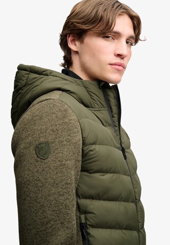 Superdry & Co Демисезонная куртка в Зеленый