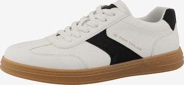 Baskets basses TOM TAILOR en blanc : devant
