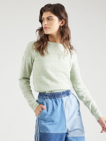 VILA Sweater 'EMINA' in Green: front