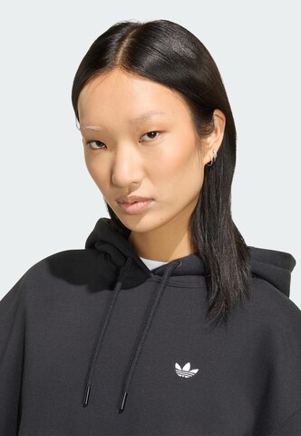 ADIDAS ORIGINALS - Sudadera 'Essentials' en negro