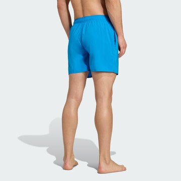ADIDAS SPORTSWEAR - Bermudas en azul