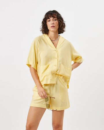 minimum - Blusa 'Resorty' em amarelo: frente