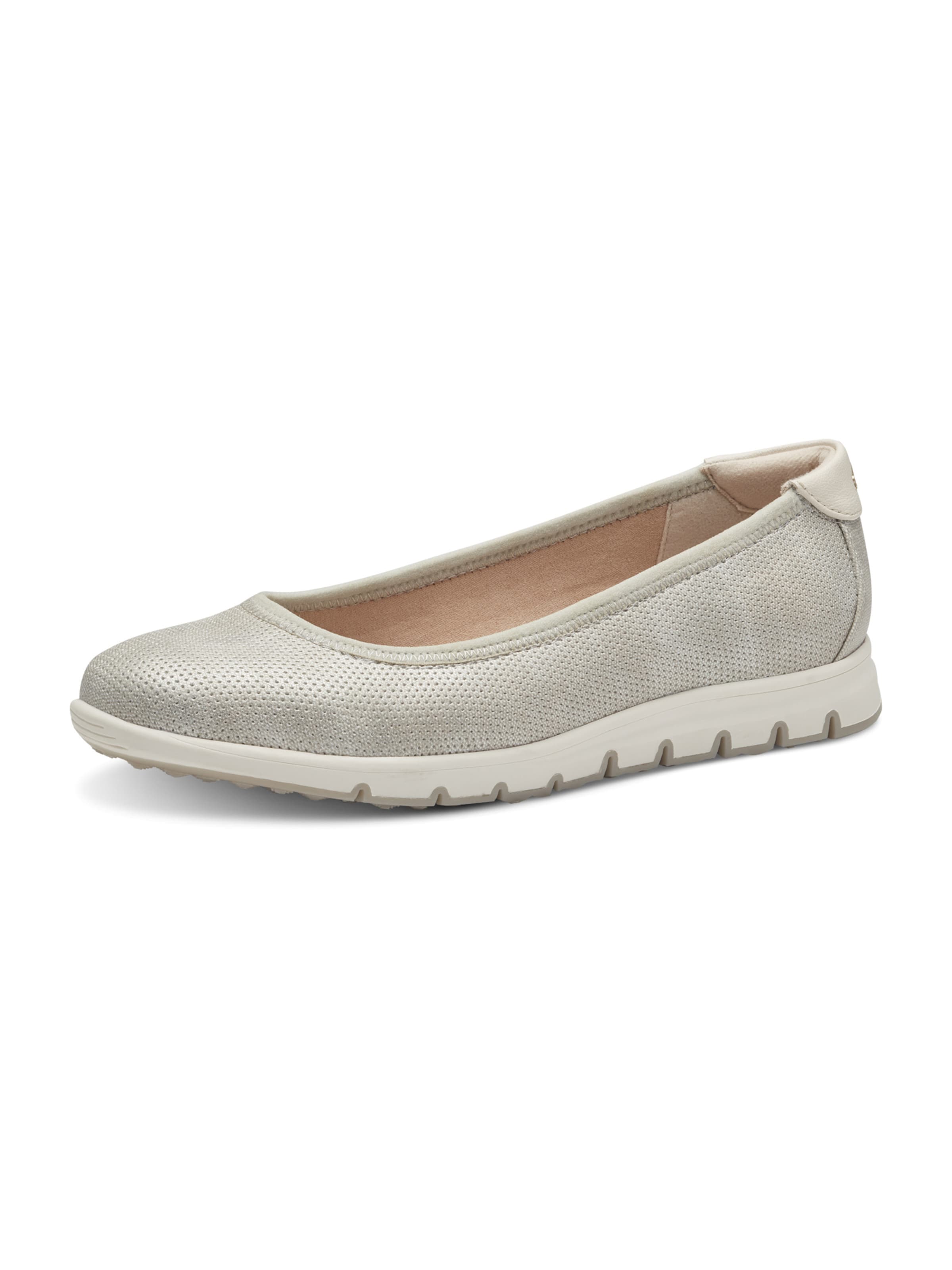 s.Oliver Ballerina in Beige: front