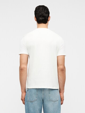 Calvin Klein Jeans T-shirt '30S' i vit