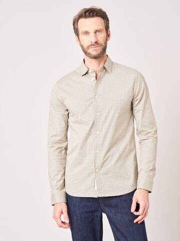 Coupe regular Chemise Deeluxe en beige