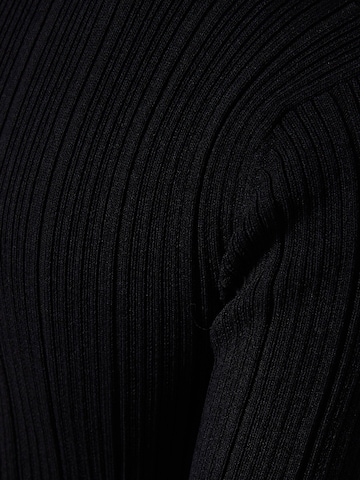 Bershka Pullover in Schwarz