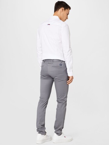 Dockers - Regular Calças chino 'ALPHA' em cinzento