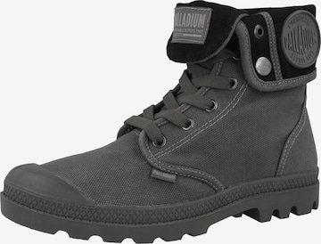 Palladium Boots 'Baggy' in Grey: front