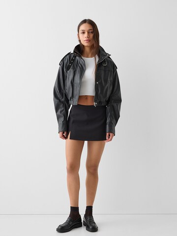 Veste mi-saison Bershka en noir