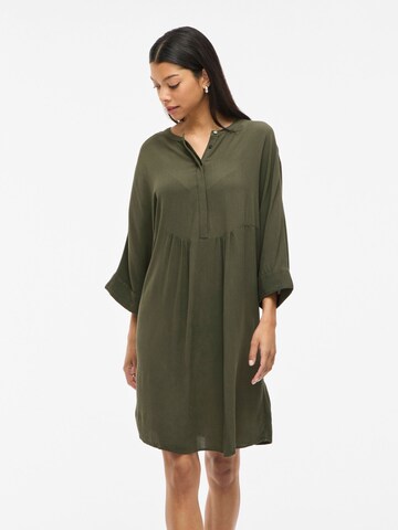 Robe-chemise VILA en vert : devant