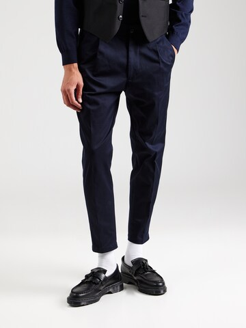 DRYKORN Regular Pleat-Front Pants 'CHASY' in Blue: front