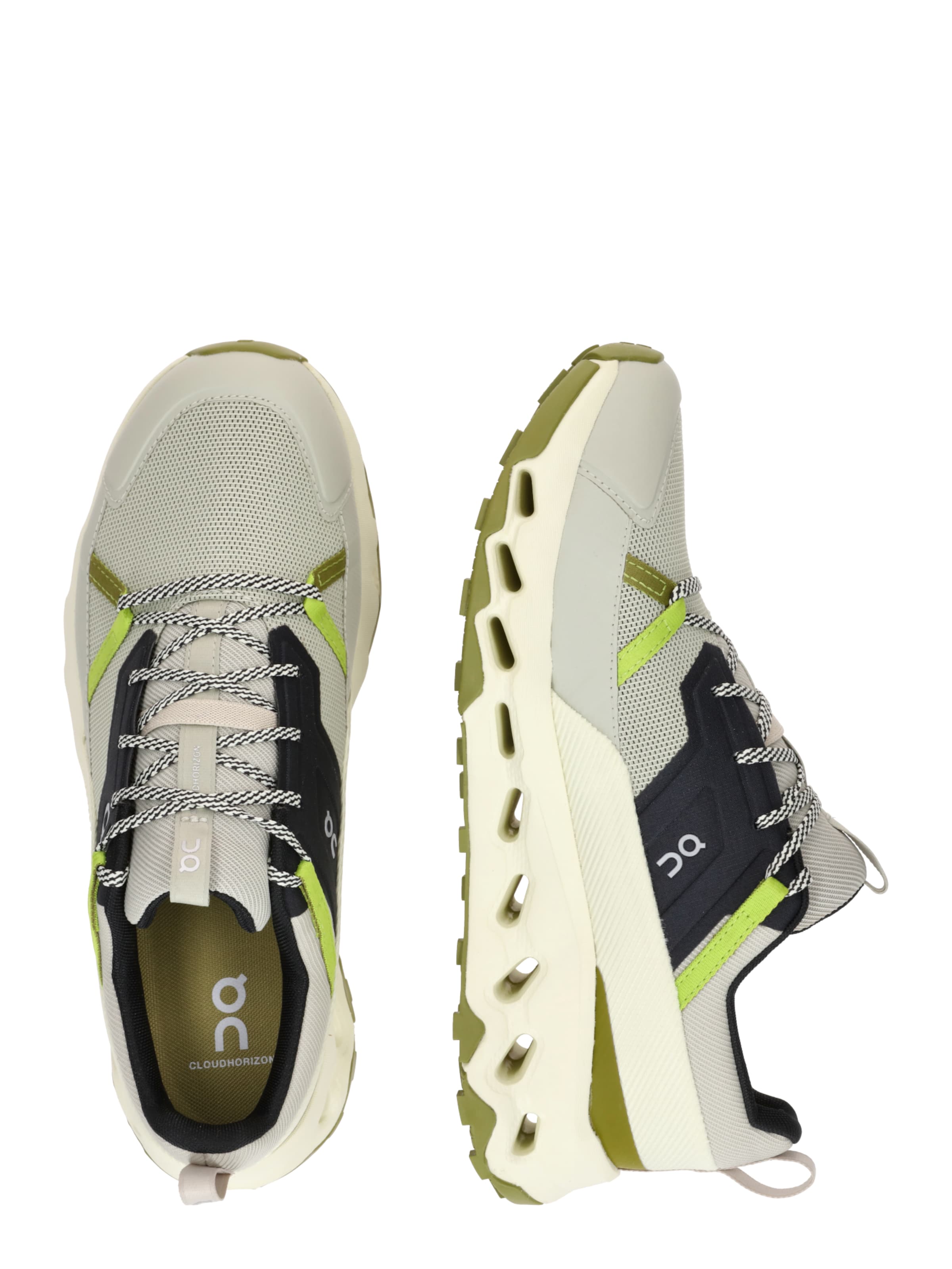 On Platform trainers 'Cloudhorizon' in Green