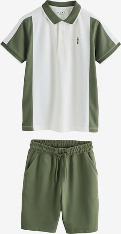 Next Setti värissä vihreä: etupuoli