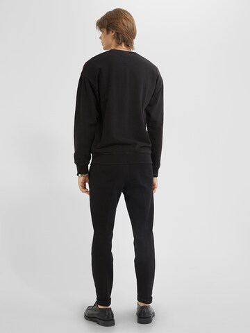 Young PoetsSweater majica 'Ciel' - crna boja