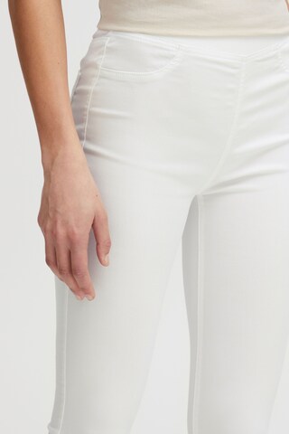 Oxmo Skinny Broek 'Keana' in Wit: voorkant