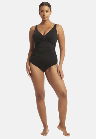 SEA LEVEL Triangel Badeanzug 'Essentials Edit' in Schwarz