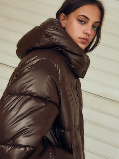 Bershka Jacke in XS in braun, Produktansicht
