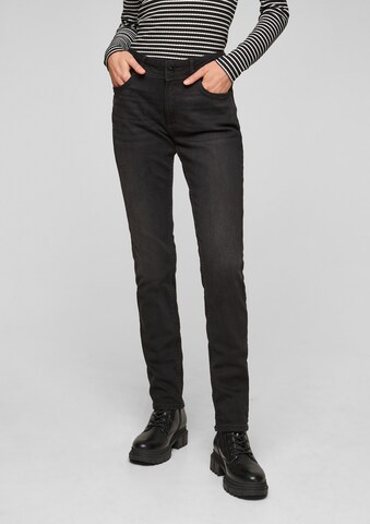 Coupe slim Pantalon QS en gris : devant