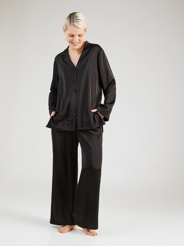 Lindex Pizsama - fekete: elől