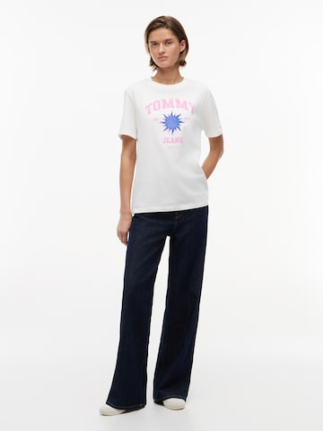 Maglietta 'NOVELTY' di Tommy Jeans in bianco