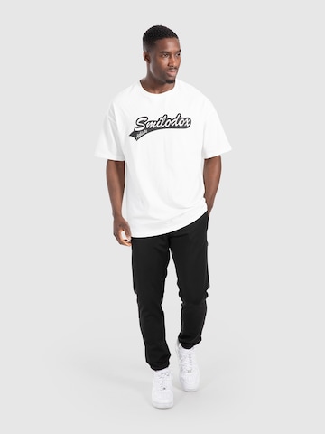 T-Shirt fonctionnel 'Macey' Smilodox en beige