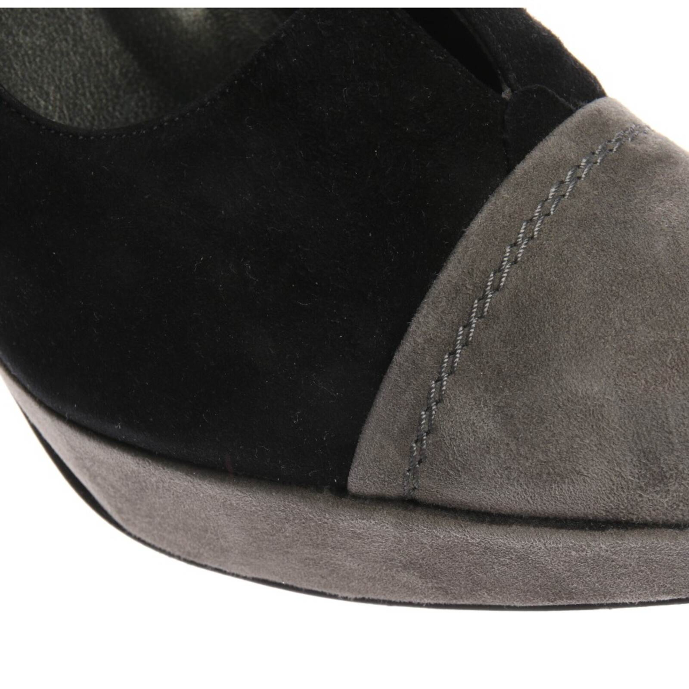 Stuart Weitzman High Heels & Pumps in 39 in Grey