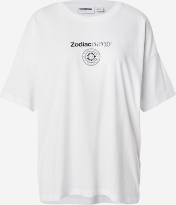 balts Noisy may T-Krekls 'NMPLUTO IDA': no priekšpuses