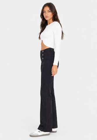 Elara Wide leg Jeans in Black