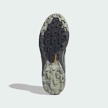 Chaussure basse 'Skychaser' ADIDAS TERREX en gris