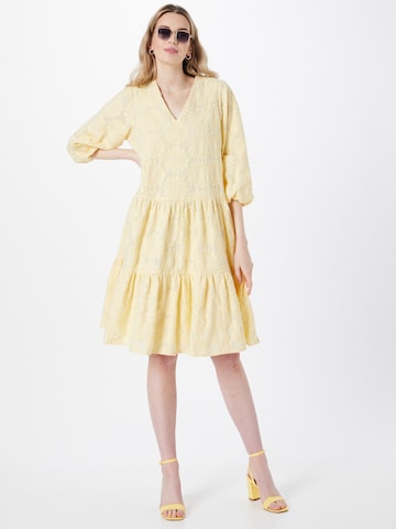 IVY OAK Φόρεμα 'DEBORAH' σε κίτρινο