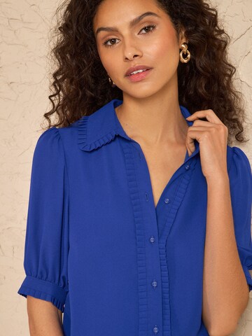 Chemisier love & roses en bleu